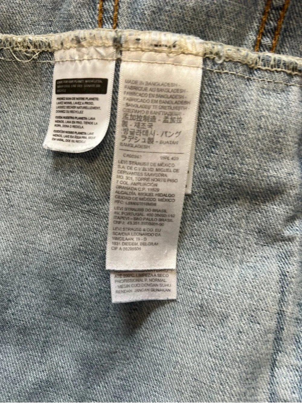 Levi’s Trucker Jacket 72334‑0131 Men’s XL • Soft Broken‑In Denim • Light Wash Fa